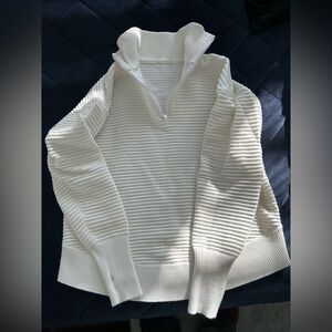 Elegant Cream Ribbed Sweater